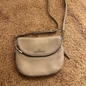 Women’s gray Vince Camuto crossbody purse